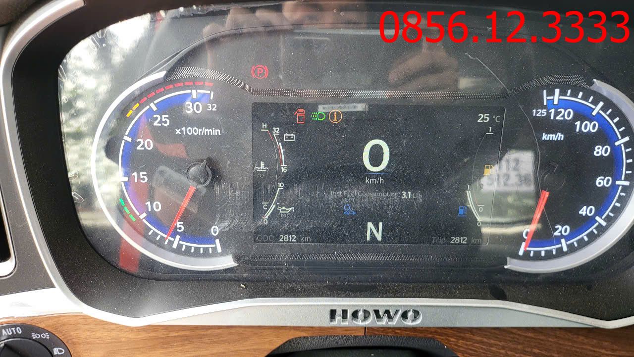 Đồng hồ táp lô thể thao trên đầu kéo sitrak 460 2025 Đồng hồ táp lô thể thao trên đầu kéo sitrak 460 2025