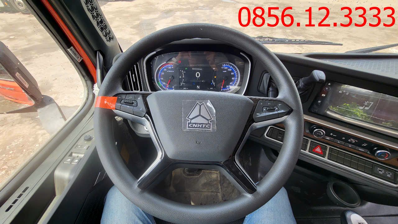 z6509957899702_8fae5c3d8e1d24ee61d6691fad05d7ab